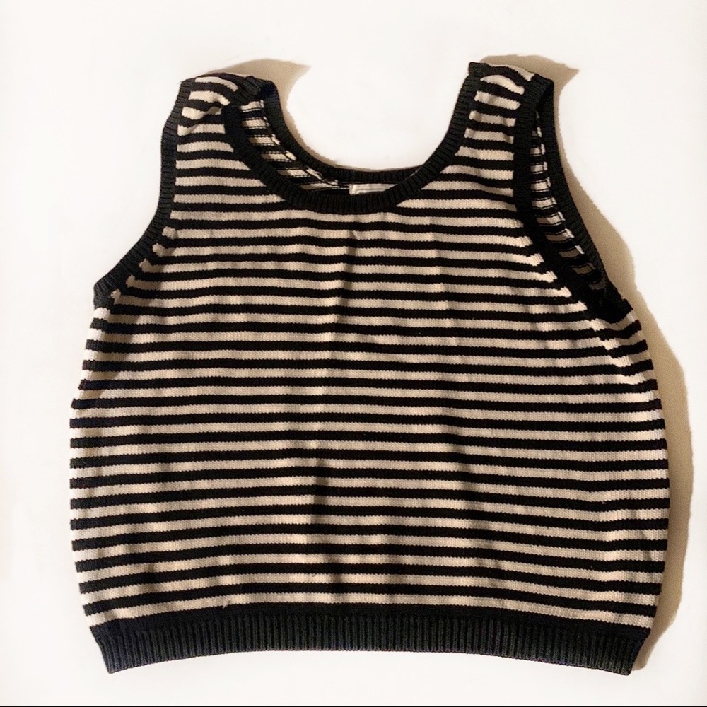 Loose Knit Sleeveless Sweater Vest Striped Sweater.